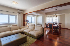 Deluxe Marina Apartment